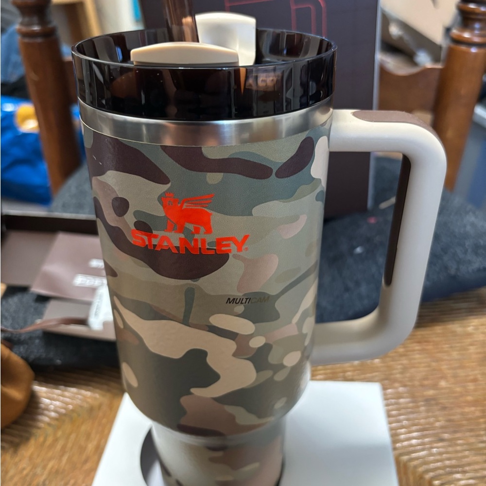 Stanley 40oz